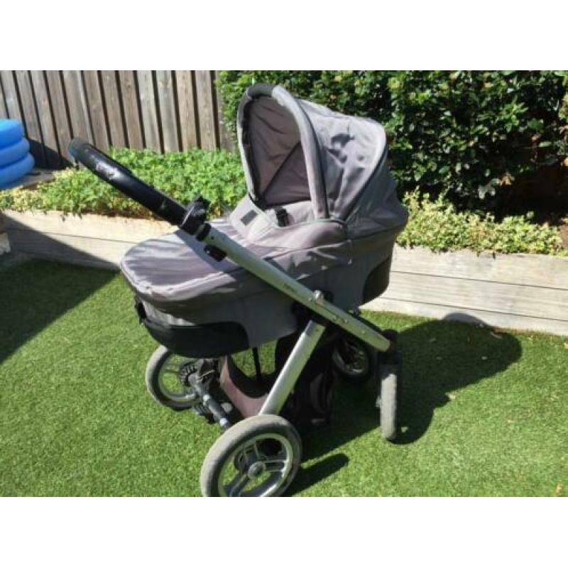 Kinderwagen wandelwagen Muts combiwagen MOET NU WEG!