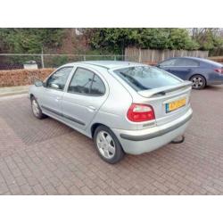 Renault Megane 1.6 16V Auth HB 2005 2002 Grijs