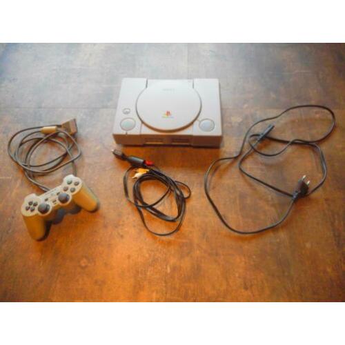 Playstation 1 spelconsole (zie foto's)