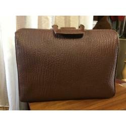 Oude aktetas ,schooltas,laptoptas jaren 60/70 nieuwstaat