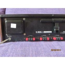 Luxman R-800s