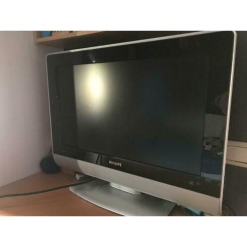Philips breedbeeld tv te koop met afstandsbediening