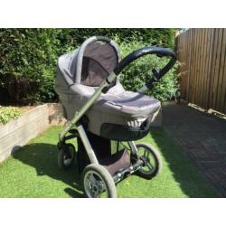 Kinderwagen wandelwagen Muts combiwagen MOET NU WEG!