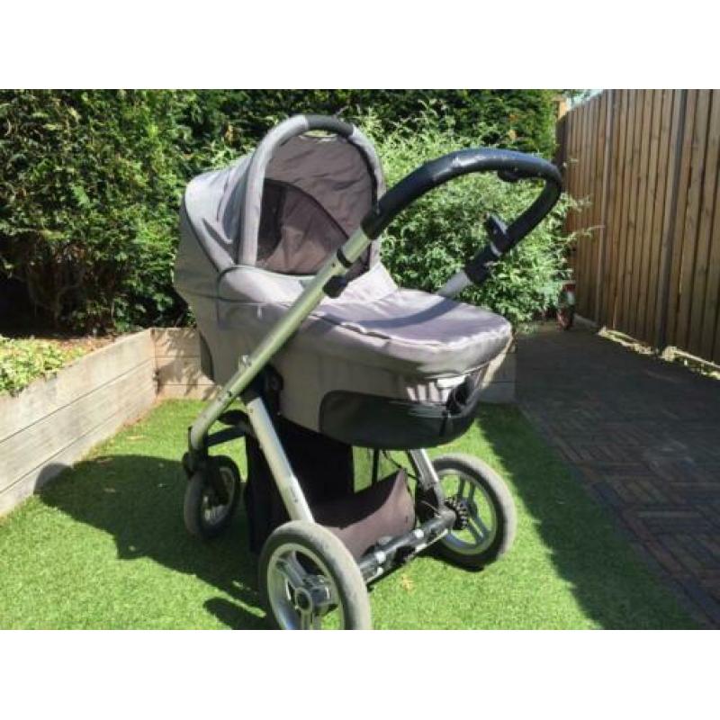 Kinderwagen wandelwagen Muts combiwagen MOET NU WEG!