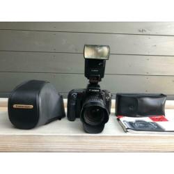 Canon eos 5 + 28-105mm + 430 flitser