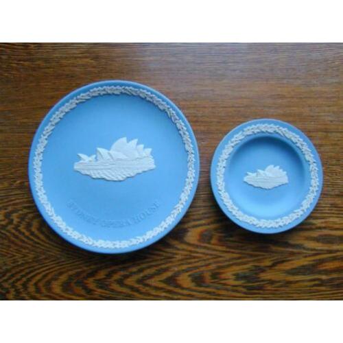 2 Wedgwood jasper bordjes met Sydney Opera House, Australië