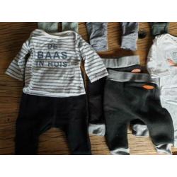 Babykleding maat 50 / 56 - 49 stuks jongens