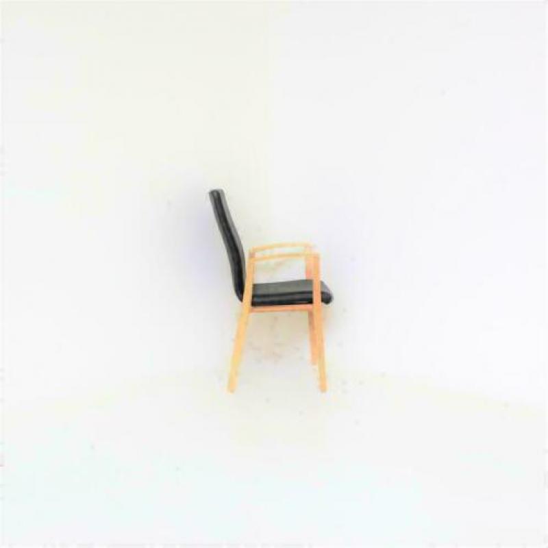 Kuch+Co 3500 Yara Design Stoelen, Stapelbare Stoelen, Leer
