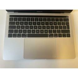 Volledig nieuwe MacBook Pro 13 inch met touchbar