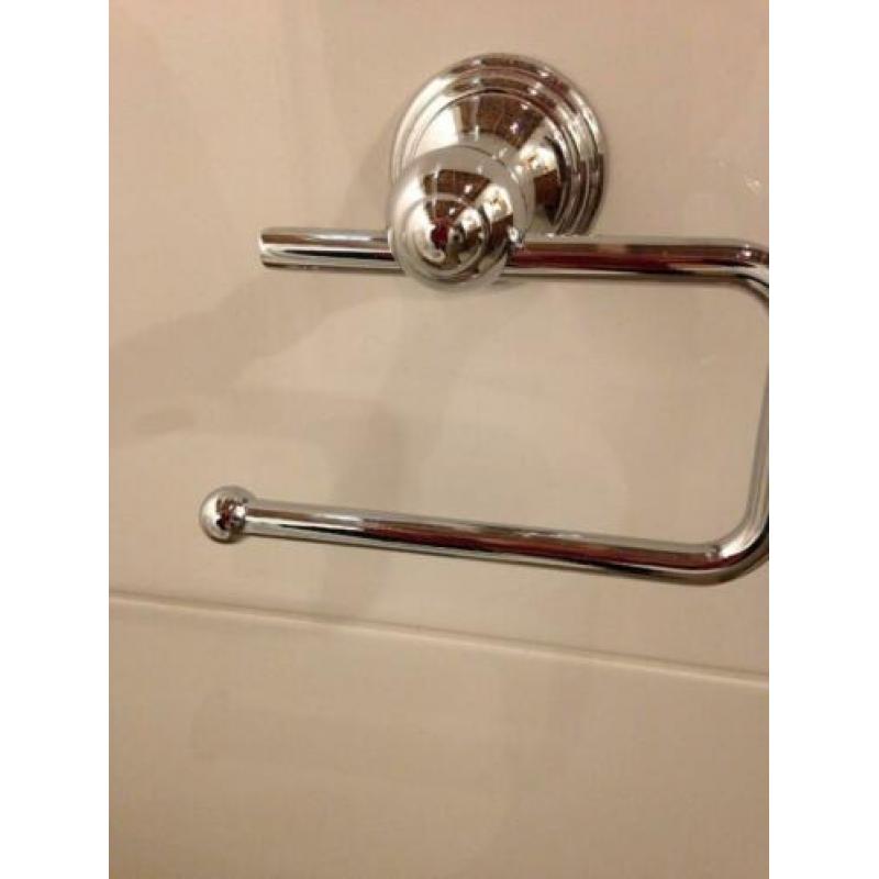 wc rolhouder en bekerhouder