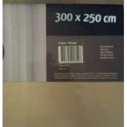 1 verduisterend gordijn - Zand/beige +ringen 300 X 250