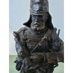 Bronzen beeld Jager infanterie. plus trench art.
