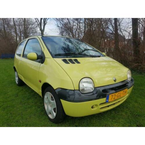 Renault Twingo 1.2 Matic 2001 Geel