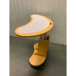 Verstelbaar, bureau, presentatie tafel zeer mooi en uniek