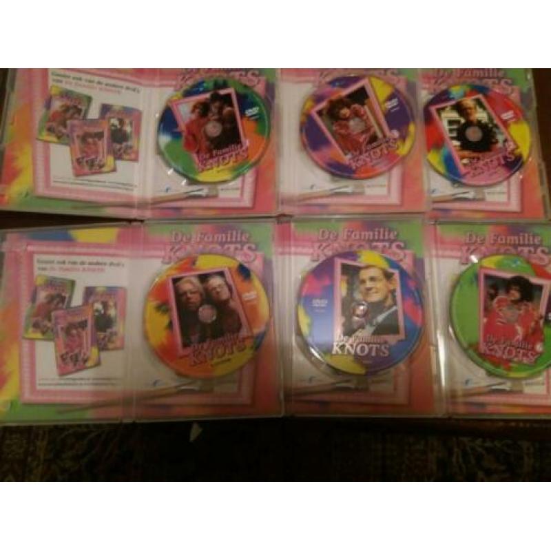 6 dvd's Familie Knots