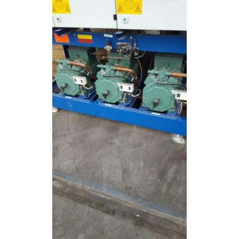 Bitzer centraal systeem met 5 compressoren en schakelkast