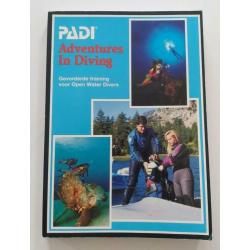 PADI - Adventures in diving (Dutch Edition)
