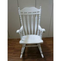 Grote witte schommelstoel