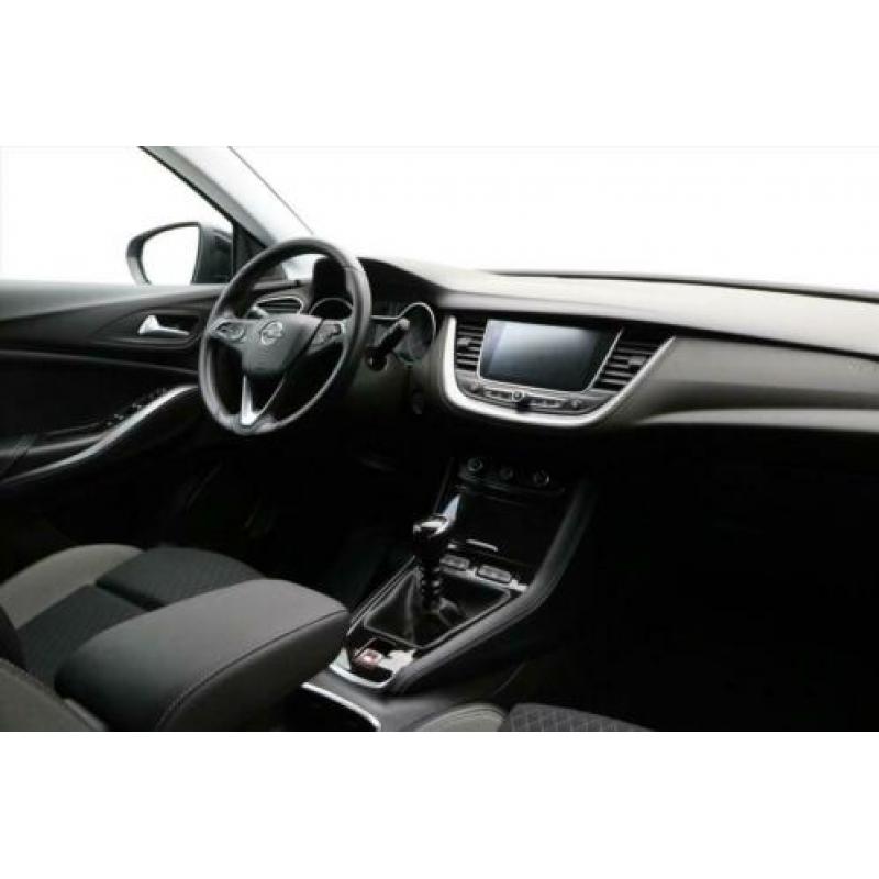 OPEL Grandland X 1.2 Turbo 130pk Innovation | Navi | Half Le