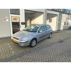 Ford Focus 1.6-16V Trend AUTOMAAT met Airco, NAP en een nieu
