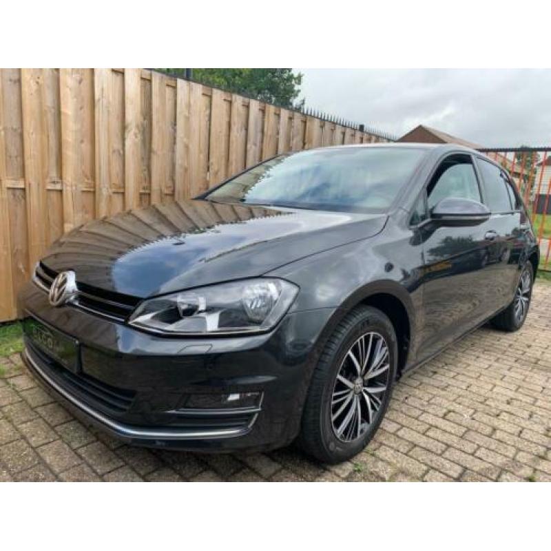 Volkswagen Golf 1.4 TSI 125pk Highline / Navi / camera