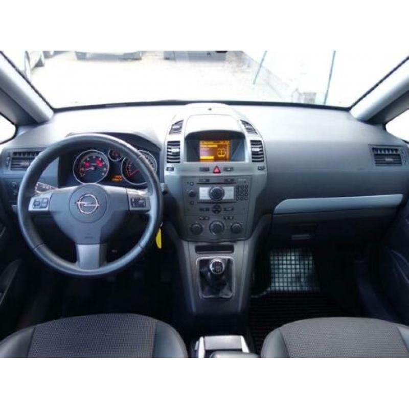 Opel Zafira *7-Pers* 2.2 150PK Leer/Stof Navi Trekh Clima 7