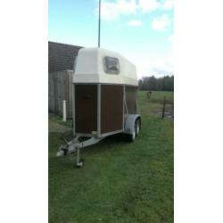 1,5 paardstrailer