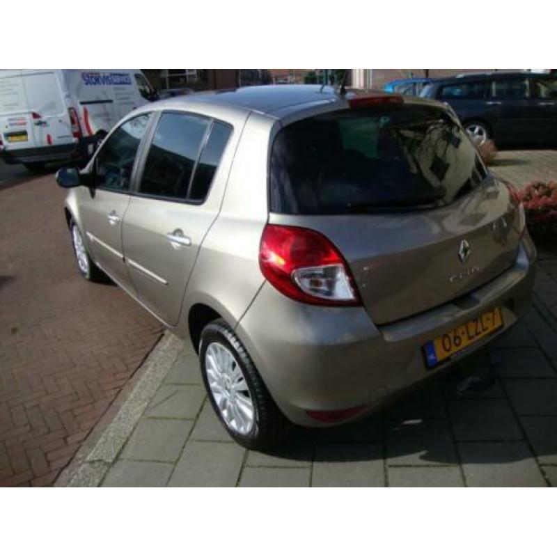 Renault Clio 1.2 TCe Collection Rijklaar