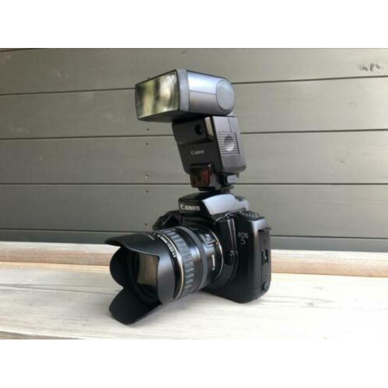 Canon eos 5 + 28-105mm + 430 flitser