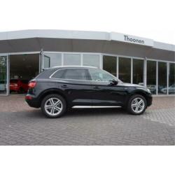 Audi Q5 40 TDI quattro S edition 2 X S Line, Trekhaak, Panor
