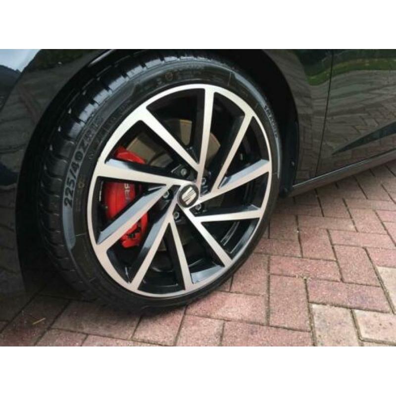 Seat Leon 2.0 TSI 290PK Dsg-6 2016 Zwart