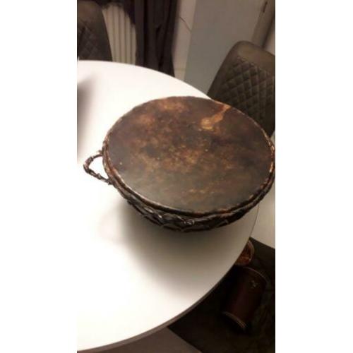 trommel, drum, djembe uniek handgemaakt zeer oud