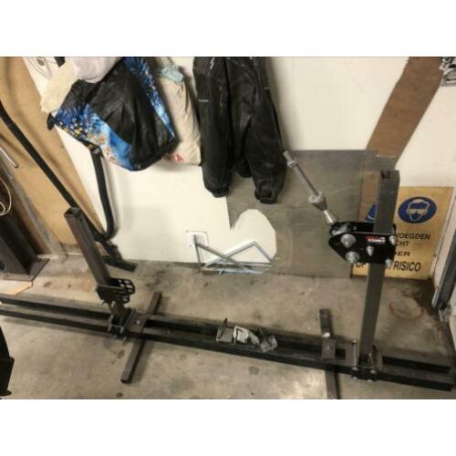Framejig met chopsource usa verstelling