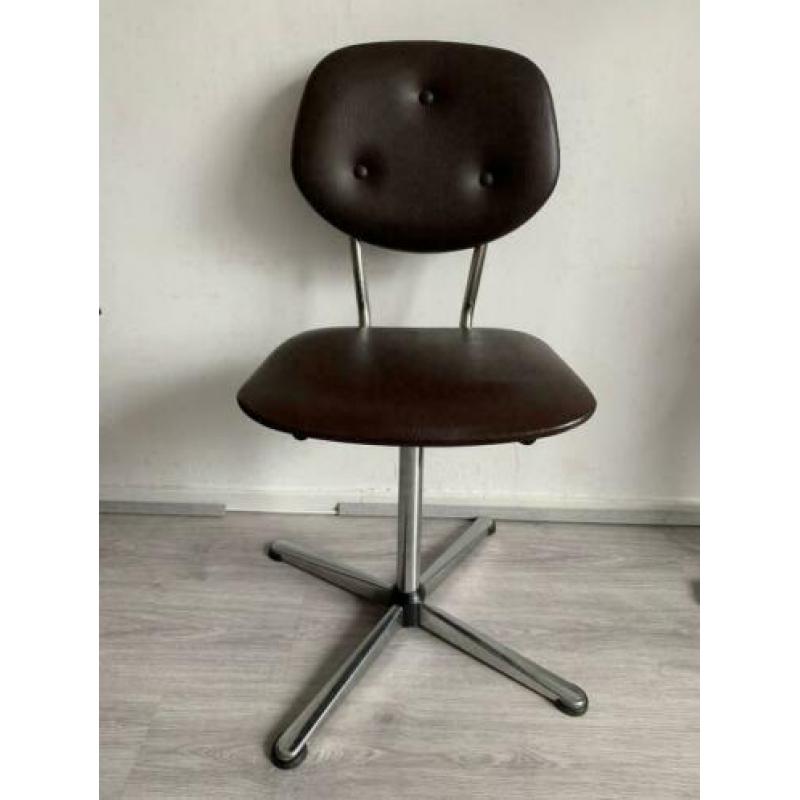 Vintage 70s bureaustoel bruin skai/chroom