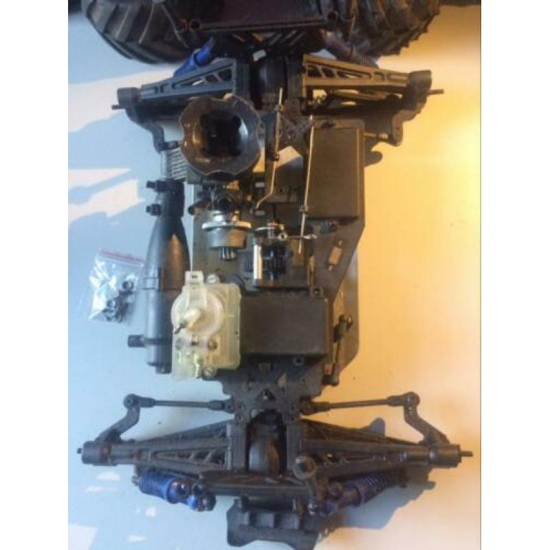 Nitro rc truck met .18 motor 2.95cc 4wd 1:8