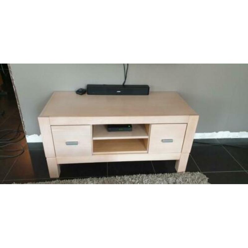 dressoir, tv meubel, glazen kast en salontafel