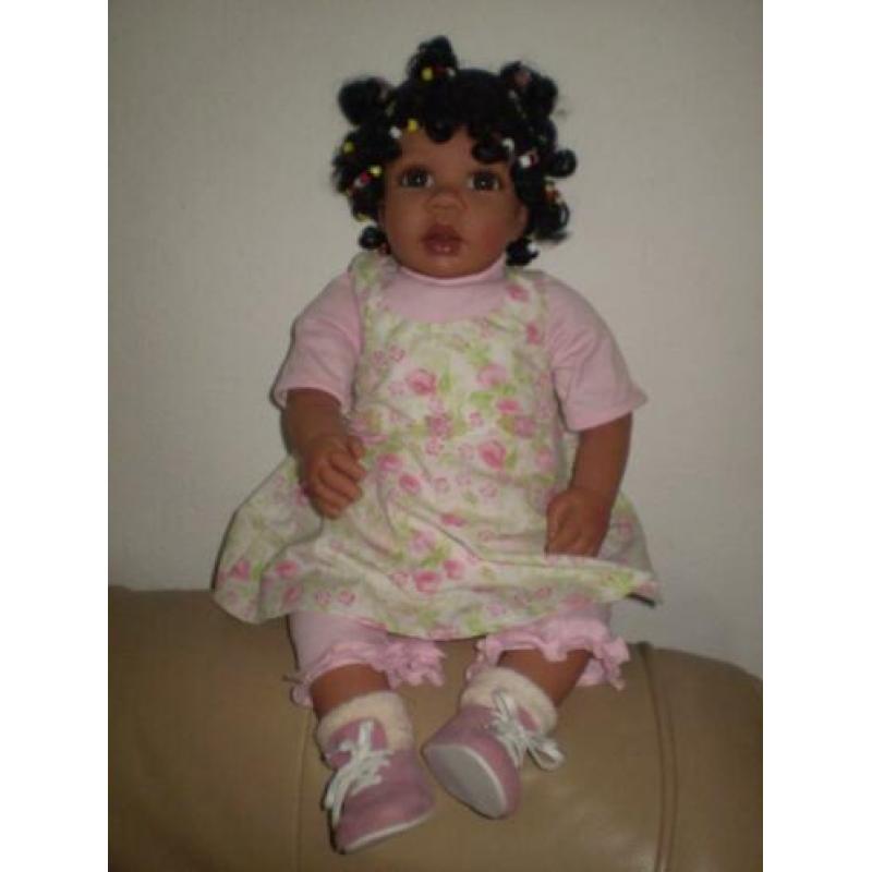 Chari Hannie Posch