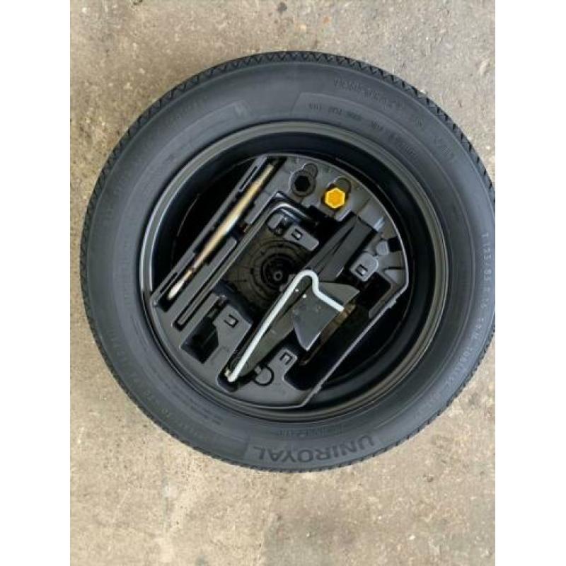 Thuiskomer reservewiel Ford Kuga 16 inch met krikset NIEUW!!