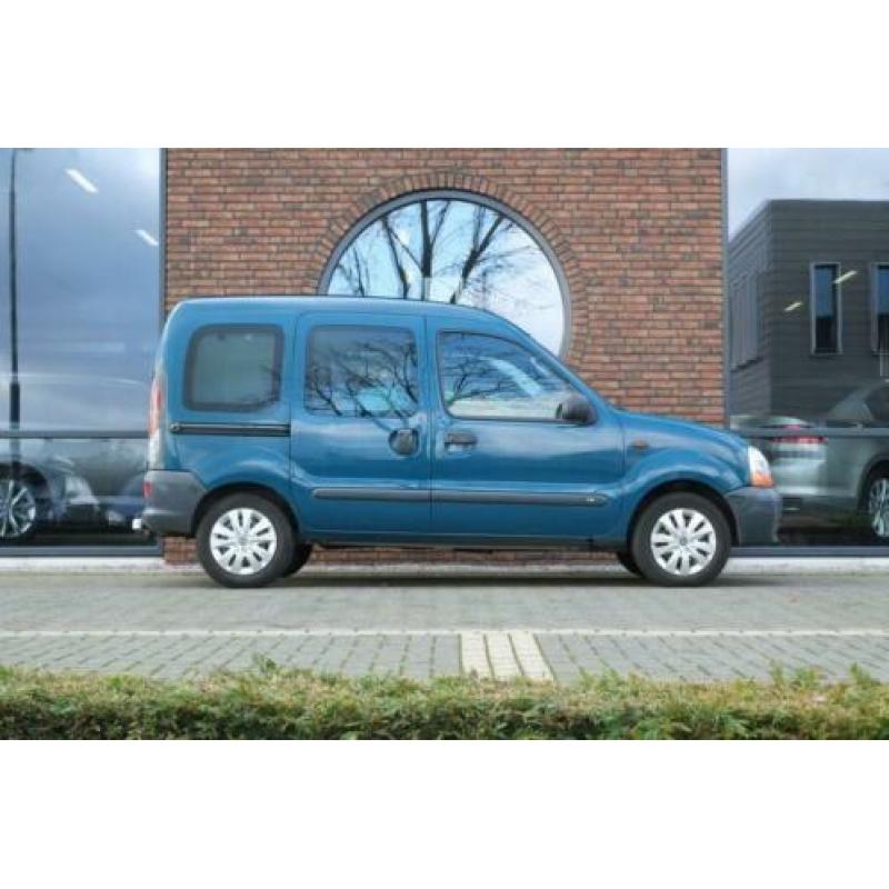 Renault Kangoo 1.4 2x schuifdeur, Trekhaak! (bj 2001)