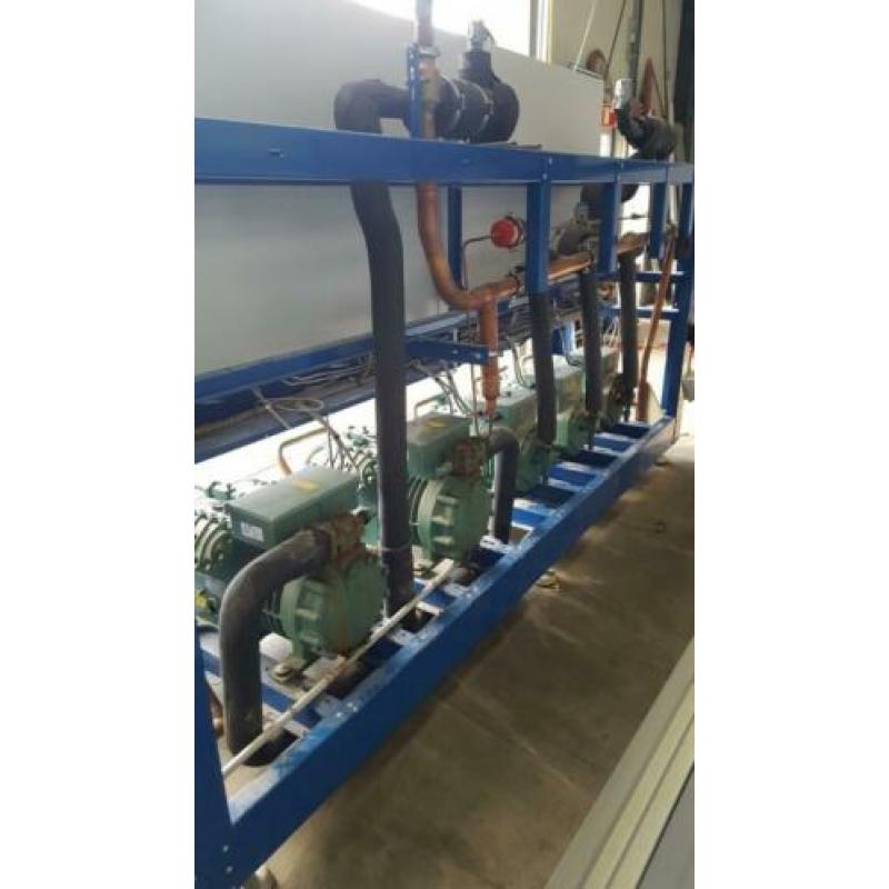 Bitzer centraal systeem met 5 compressoren en schakelkast