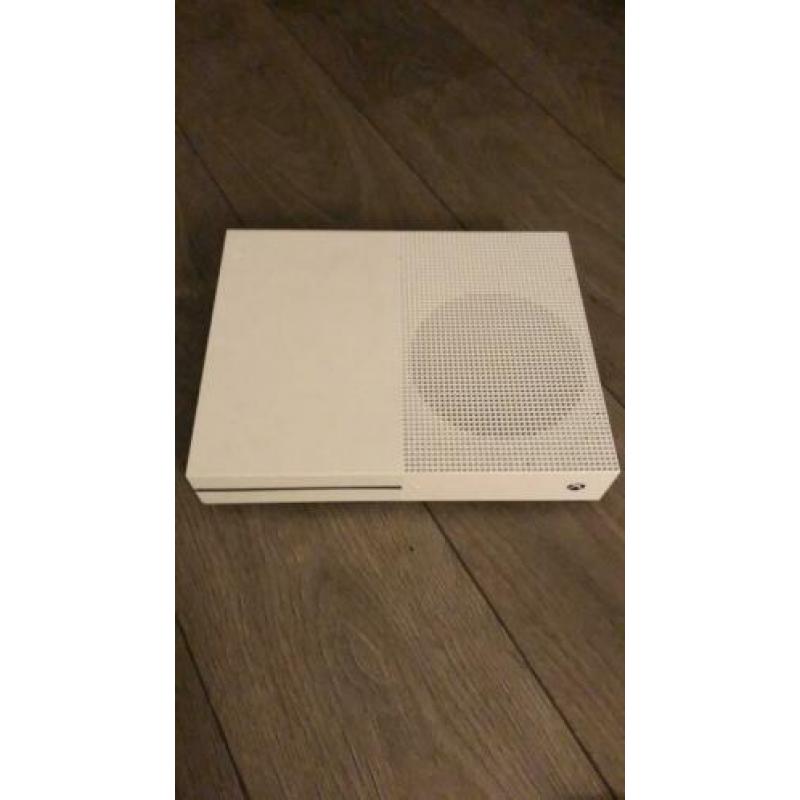 Xbox one s 1000gb