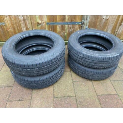 4x banden 175x65/R14 82T UP/MII/CityGO