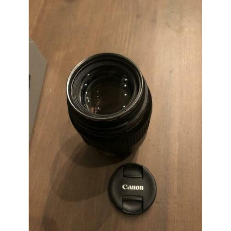 Canon 100mm f2.8 USM Macro