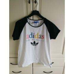 Adidas tshirt maat l