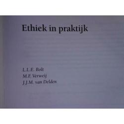Ethiek in praktijk 9789023238355
