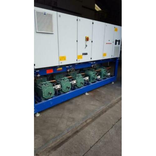 Bitzer centraal systeem met 5 compressoren en schakelkast
