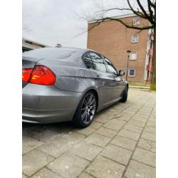 BMW 3-Serie 2.0 D 318 100KW 2009 business line,M paket!!!