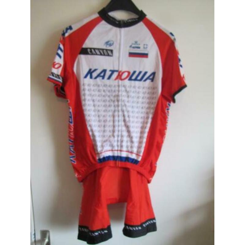 Katusha set maat XXXL. 3 versch. uitverkoop.
