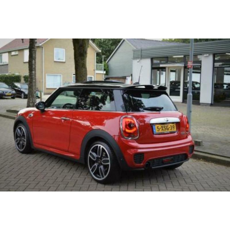 Mini Cooper 1.5 Aut. JOHN COOPER WORKS Led Pano