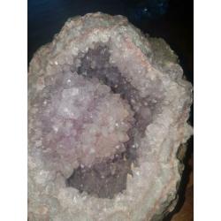 Amethyst Geode 4.9 kg (bieden)